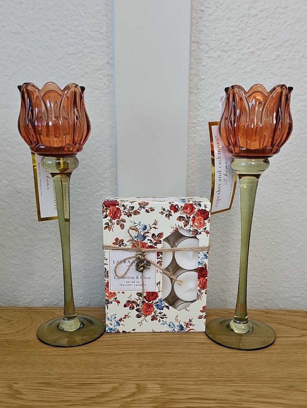 NWT Cupcakes and Cashmere Tulip Candle Holders & Laura Ashley Scented Tealights